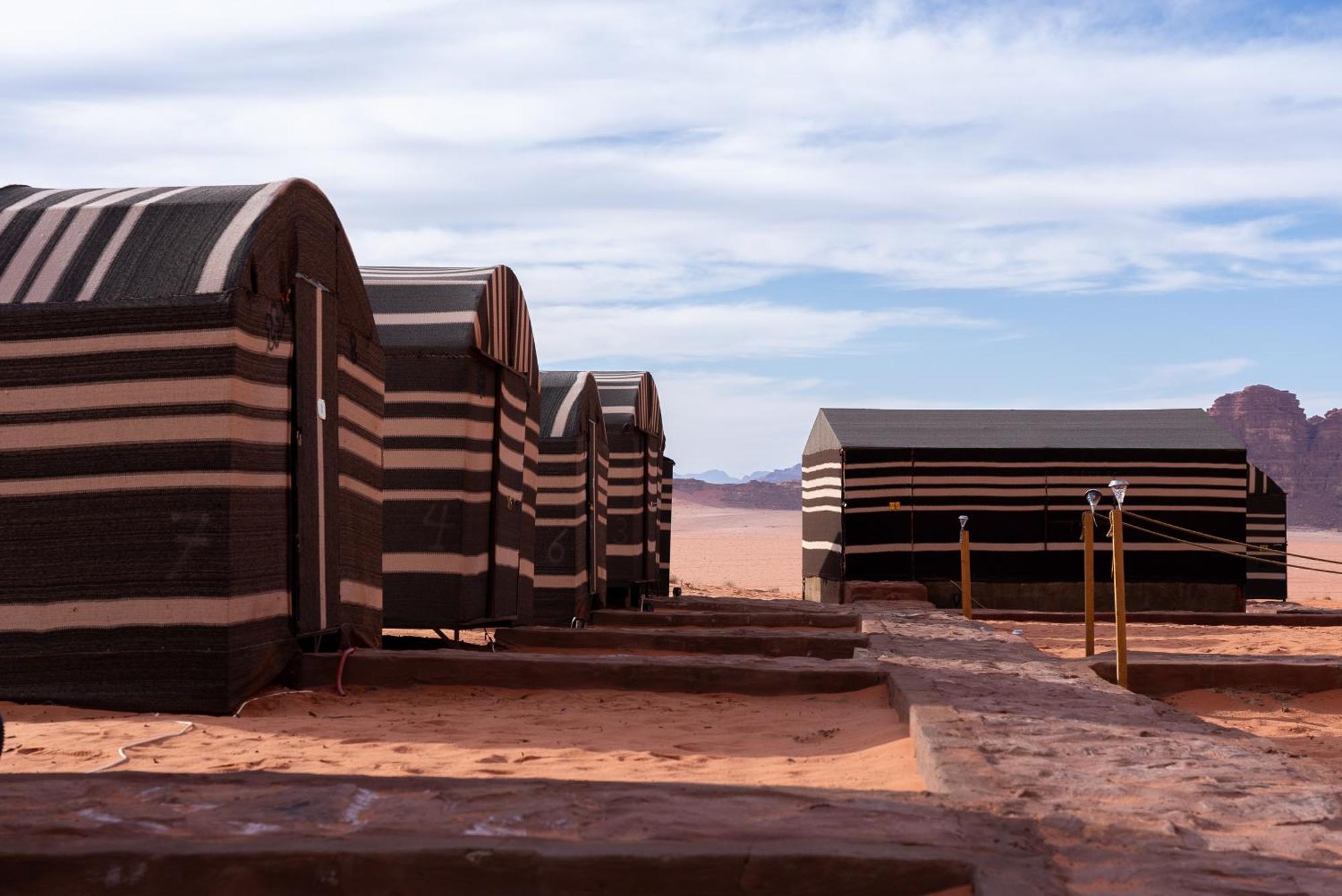 Oblivion Camp Hotel Wadi Rum Exterior photo